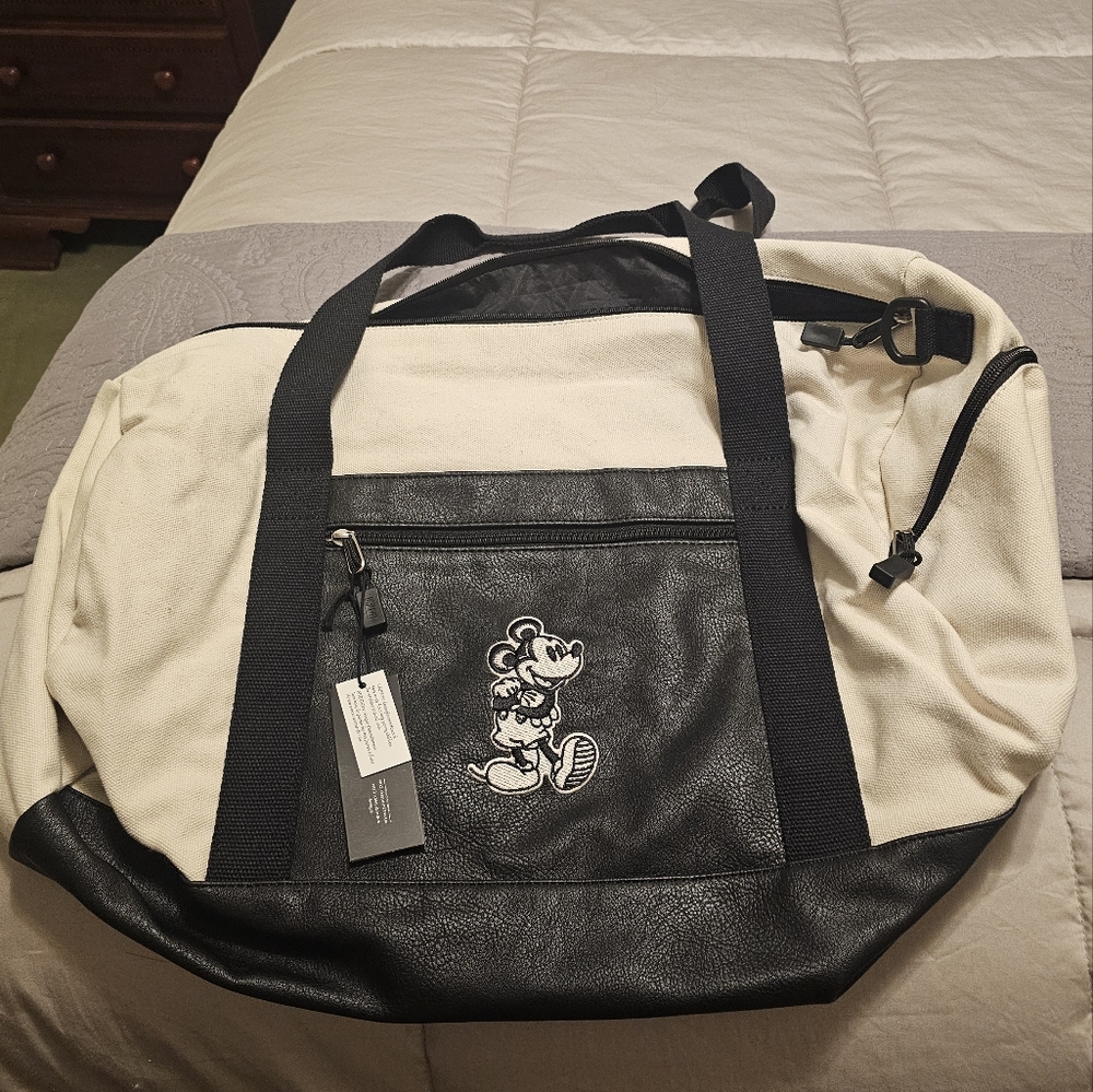Loungefly Mickey Mouse White /Black Day Duffle